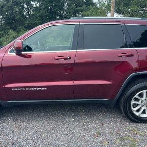 2016 JEEP GRAND CHEROKEE LAREDO — фото 4