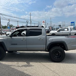 صورة 3 لـ 2018 Toyota TACOMA TRD OFF-ROAD