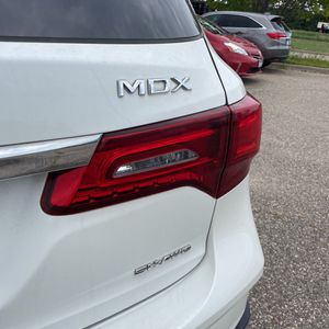 2017 Acura MDX SH-AWD W/TECH 照片 23