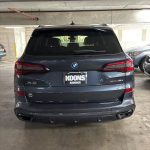 صورة 7 لـ 2022 BMW X5 XDRIVE45E