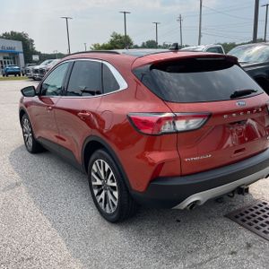 صورة 5 لـ 2020 FORD ESCAPE TITANIUM