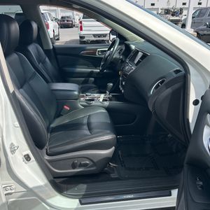 صورة 33 لـ 2014 Nissan PATHFINDER SL
