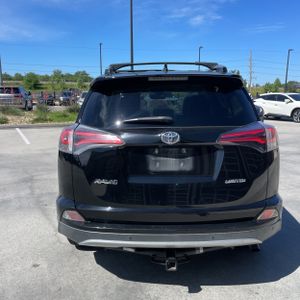 Toyota RAV4 Limited - 7