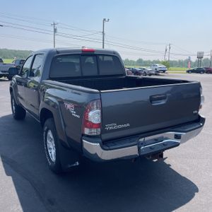 2011 Toyota TACOMA V6 photo 5