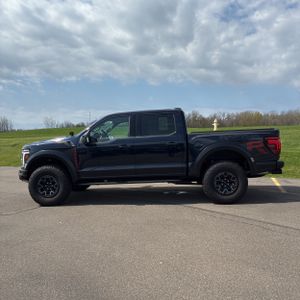 FORD F-150 RAPTOR - 3