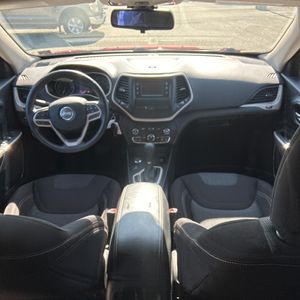 صورة مصغرة 36 لـ 2017 JEEP CHEROKEE LATITUDE