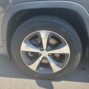 2019 JEEP CHEROKEE LIMITED — миниатюра 17