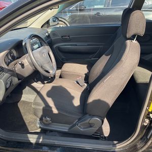 2009 Hyundai ACCENT SE 照片 32