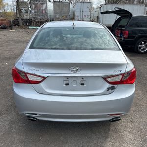 HYUNDAI SONATA LIMITED 2.0T - 7