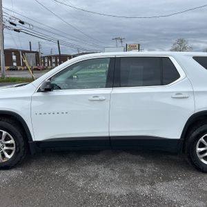 CHEVROLET TRAVERSE - 4