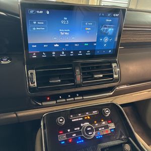 2023 Lincoln NAVIGATOR L BLACK LABEL thumbnail 38