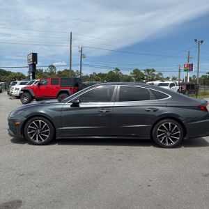 2021 Hyundai SONATA LIMITED 照片 3
