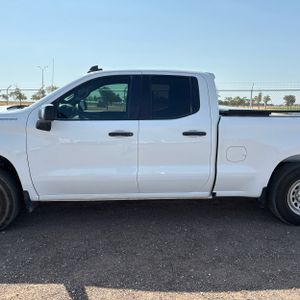 صورة 4 لـ 2023 Chevrolet SILVERADO 1500 WORK TRUCK