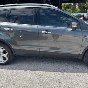 2019 FORD ESCAPE TITANIUM photo 11