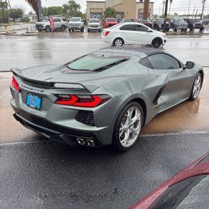 CHEVROLET CORVETTE STINGRAY - 8