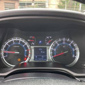 2017 Toyota 4RUNNER SR5 PREMIUM — миниатюра 40