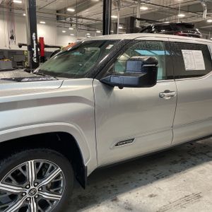 TOYOTA TUNDRA HYBRID CAPSTONE - 2