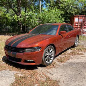 DODGE CHARGER SXT - 1