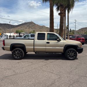 CHEVROLET SILVERADO 2500 - 10