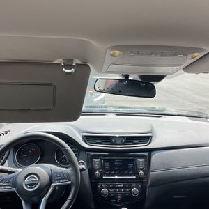 2019 Nissan ROGUE SV thumbnail 36