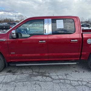 FORD F-150 XLT - 4