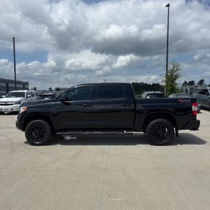 TOYOTA TUNDRA - 3
