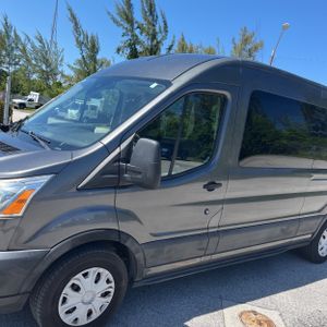 FORD TRANSIT 350 XLT - 2