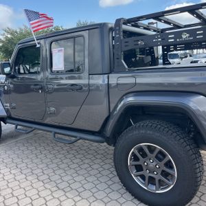 2020 JEEP GLADIATOR OVERLAND — фото 6