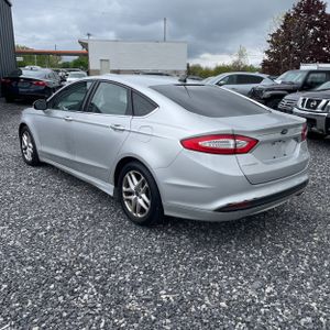 FORD FUSION SE - 5