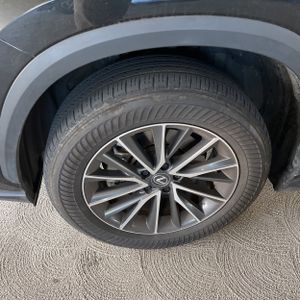 2024 Lexus NX 350H PREMIUM thumbnail 17