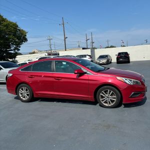 2017 Hyundai SONATA SE 照片 10