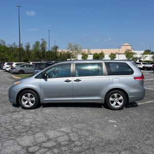 TOYOTA SIENNA - 3
