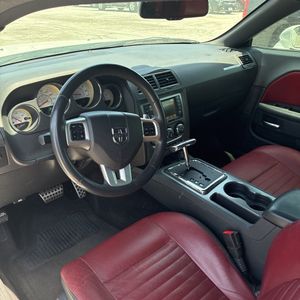 2013 Dodge CHALLENGER R/T PLUS — миниатюра 36