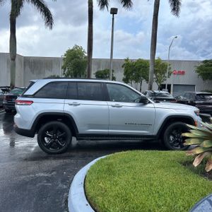 2025 JEEP GRAND CHEROKEE LIMITED 照片 10