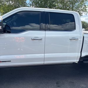 FORD F-350 SUPER DUTY LARIAT - 4