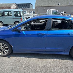 2015 Chrysler 200 S 照片 4