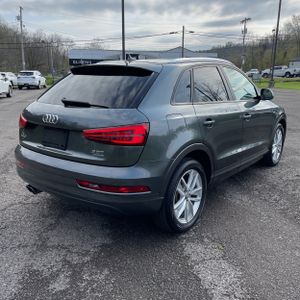 AUDI Q3 2.0T PREMIUM - 8