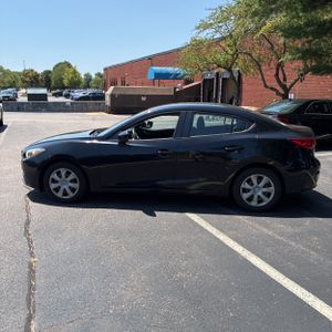 صورة 3 لـ 2015 Mazda MAZDA3 I SV