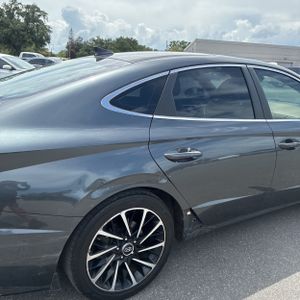 2021 Hyundai SONATA LIMITED 照片 9