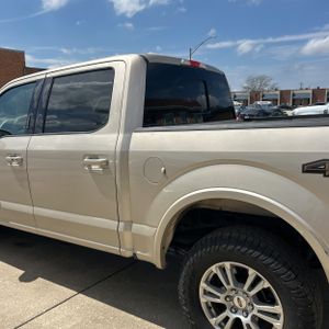 FORD F-150 LARIAT - 6
