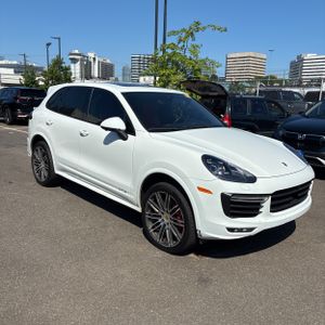 2016 Porsche CAYENNE GTS 照片 12