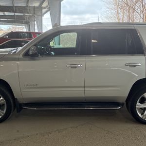 CHEVROLET TAHOE PREMIER - 4