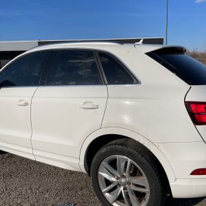 AUDI Q3 2.0T PREMIUM PLUS - 6