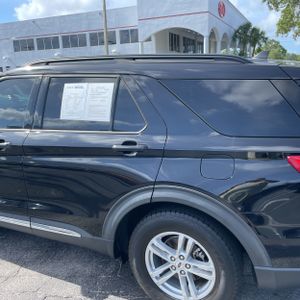 FORD EXPLORER XLT - 6