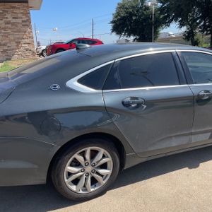 2018 Chevrolet IMPALA LT 照片 9