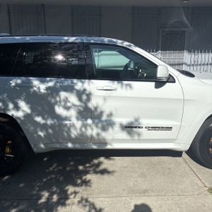 JEEP GRAND CHEROKEE TRACKHAWK - 9