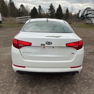 KIA OPTIMA LX - 7