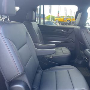 2025 Chevrolet TRAVERSE Z71 — миниатюра 35