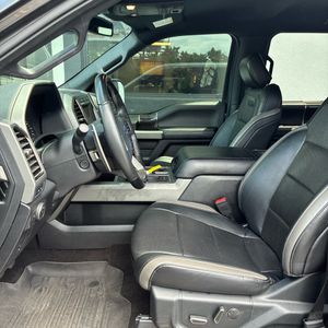 صورة 34 لـ 2018 FORD F-150 RAPTOR