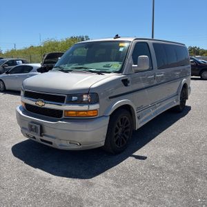 CHEVROLET EXPRESS 2500 - 1